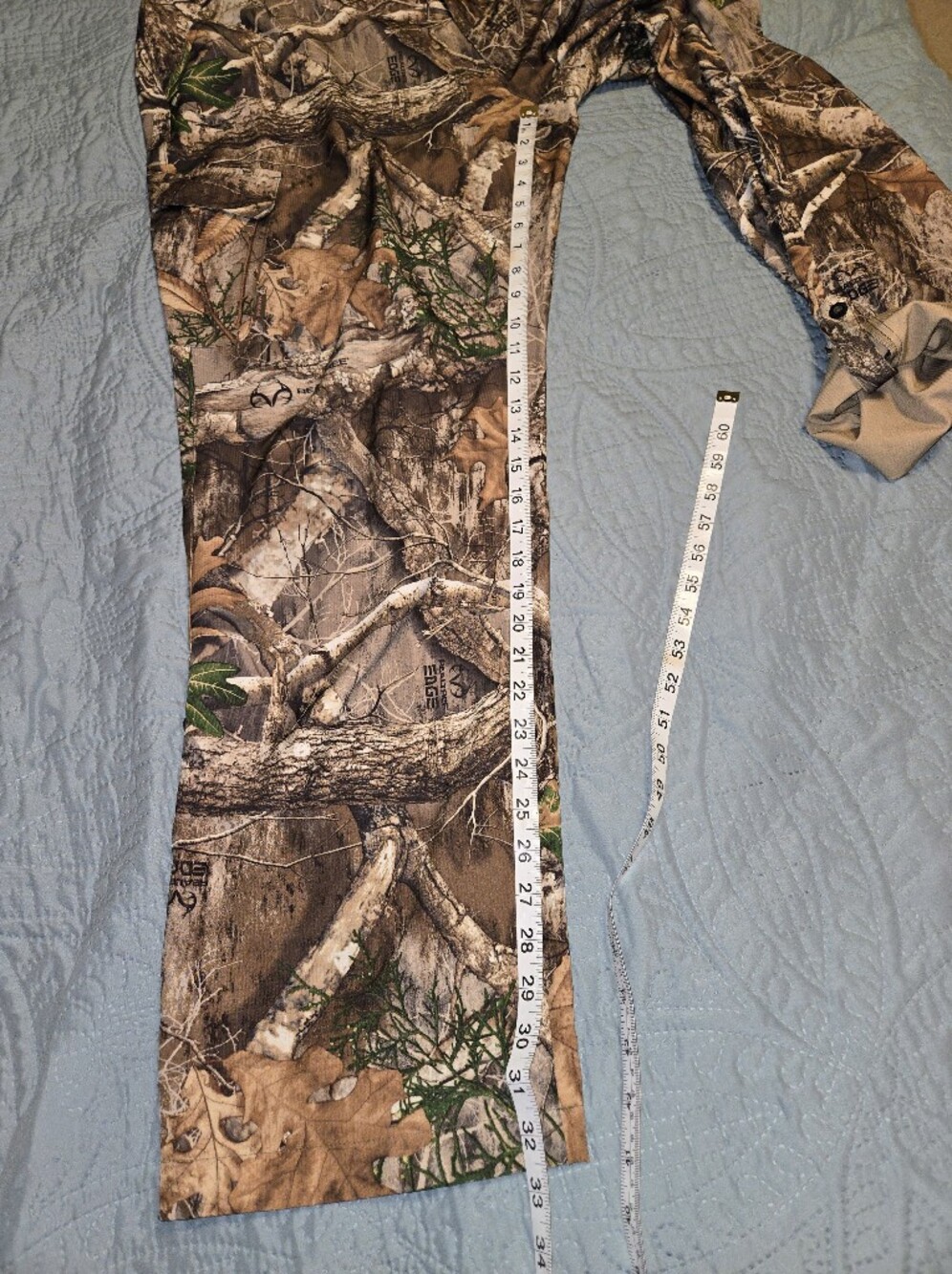 Magellan Outdoors Women's XXL Camo Roll-Up Pants - Realtree Brown/Green - Picture 14 of 16